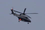 Morten 8 januar 2022 - Politihelikopter over Høyenhall, passer på oss så det ikke skjer noe galt