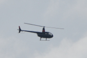 Morten 20 juli 2022 - Robinson R44 II kommer tilbake over Høyenhall
