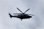 Morten 28 juli 2022 - Politihelikopter over Høyenhall, klokken er 12.35. Nå er vi snart ferdig med juli og dere passer på