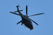 Morten 29 juli 2022 - Politihelikopteret over Høyenhall på kvelden, nå er det ikke mange dagene igjen av juli