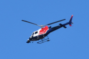 Morten 6 juli 2022 - LN-OGO over Høyenhall, det er Helitrans som flyr rett forbi med kamera på magen, enda det er bursdagen min