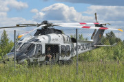 Morten 19 juni 2022 - LN-ORC på Kjeller flyplass, klokken er 14.13 og jeg kunne zoomet meg mer inn. Men er du piloten? Det tror jeg ikke, du er for ung