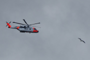 Morten 22 juni 2022 - SAR Queen 0264 over Høyenhall, det er Luftforsvaret Redningstjeneste som kommer i dag også