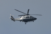 Morten 24 juni 2022 - Politihelikopter over Høyenhall