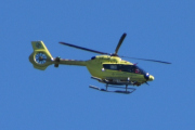 Morten 29 juni 2022 - LN-OOR over Høyenhall, klokken er 16.50. Det er Norsk Luftambulanse som kommer med sin Airbus MBB-BK117 D-2