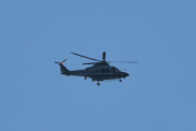 Morten 30 juni 2022 - Politihelikopter over Høyenhall, klokken er 17.28. Dem er på plass som vanlig og passer på