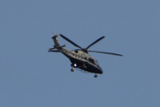 Morten 4 juni 2022 - Politihelikopteret over Høyenhall