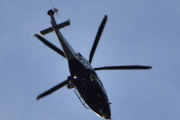 Morten 14 mai 2022 - LN-ORB over Høyenhall på kvelden, det er Politiet som kommer på besøk