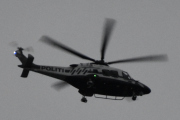 Morten 20 mai 2022 - Politihelikopter over Høyenhall på kvelden, en fantastisk slutt på en fin kveld