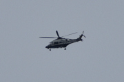 Morten 25 mai 2022 - Politihelikopter over Høyenhall, som dere ser så er de på jobb igjen i dag