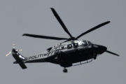 Morten 31 mai 2022 - LN-ORA over Høyenhall