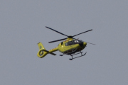 Morten 7 mai 2022 - Norsk Luftambulanse kommer tilbake over Ekeberg, men her var det ikke bruk for deg, det var bare en som har sittet forlenge i solen med noe godt å drikke