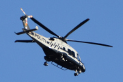 Morten 3 mars 2022 - Politihelikopter over Høyenhall