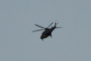 Morten 7 mars 2022 - Politihelikopter og månen over Høyenhall, må snakke med piloten så den flyr høyere neste gang