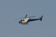 Morten 8 mars 2022 - LN-OSJ over Høyenhall, dem er et stykke unna, men jeg var heldig med solen