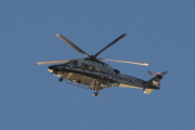 Morten 11 november 2022 - Politihelikopter over Høyenhall igjen. Riktig, det ble litt bedre når du løftet snuten opp