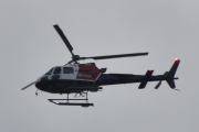 Morten 31 oktober 2022 - LN-OGW besøker Høyenhall, du legger deg fint i posisjon også