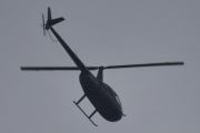 Morten 23 september 2022 - LN-OGS besøker Høyenhall, dem flyr et Robinson R44 fra 2006