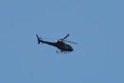 Morten 6 september 2022 - Helitrans over Høyenhall, dem er veldig langt borte