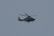 Morten 1 juli 2023 - Politihelikopteret over Høyenhall på kvelden, siste bilde i dag, nå går jeg å legger meg