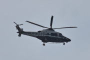 Morten 13 juli 2023 - Politihelikopteret over Høyenhall, det er nok LN-ORA som er ute i all slags vær. Det vet jeg, har fulgt denne lenge...