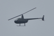 Morten 20 juni 2023 - Robinson R44 over Høyenhall, dem legger seg i posisjon, som dem pleier