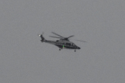 Morten 13 desember 2023 - Politihelikopter over Høyenhall, klokken er 9.11 og det kommer enda et Politihelikopter over oss. Skal si det er mye trafikk over oss i dag