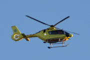 Morten 30 januar 2023 - LN-OUE besøker Høyenhall, det er Norsk Luftambulanse som kommer med sin Airbus H135 Lege Luftambulansetjenesten fra 2017
