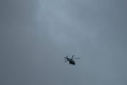 Morten 15 juli 2023 - Politihelikopter over Høyenhall på natten, det er en time på overtid - så jeg sier god natt