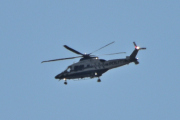 Morten 27 juli 2023 - Politihelikopter over Høyenhall, det er ca. 8760 timer i året. Hvor mange timer er et politihelikopter i luften i løpet av et år? Min statistikk blir mangelfull, da jeg ikke ser dem hele tiden...