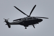Morten 3 juli 2023 - LN-ORA besøker Høyenhall, det er Politiet som kommer med sin Leonardo AW169