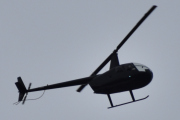 Morten 29 juni 2023 - Robinson R44 over Høyenhall på kvelden, eller så er det Skyward som kommer med sin LN-OAE fra 1997