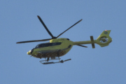 Morten 6 juni 2023 - LN-OOB over Høyenhall, det er Norsk Luftambulanse som kommer med sin Airbus H145 Luftambulansetjenesten