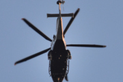 Morten lørdag 13 mai 2023 - Politihelikopter over Høyenhall om natten