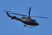 Morten 13 mai 2023 - To Bell 412 Arapaho besøker Høyenhall, men 16 og det siste tallet, er jeg usikker på