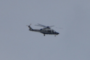 Morten 2 mai 2023 - Politihelikopter over Høyenhall, klokken er 15.48. Dem er nok tidlig oppe og følger russebussene nå, tenker jeg