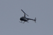 Morten 2 mai 2023 - Robinson R44 over Høyenhall, jeg tror det er Oslo Helikopterklubb, men er ikke sikker