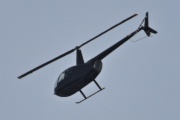 Morten 25 mai 2023 - Robinson R44 over Høyenhall, men det for jeg aldri vite her - eller hva?