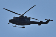 Morten 31 mai 2023 - To Bell 412 Arapaho over Høyenhall, først så tror jeg det bare kommer en, og jeg tror den kan ha nr. 148 på halen