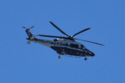 Morten 31 mars 2023 - Politihelikopter over Høyenhall