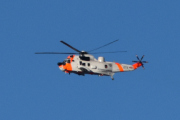 Morten 27 mars 2023 - Forsvarets Redningshelikopter Sea King nr. 073 over Høyenhall