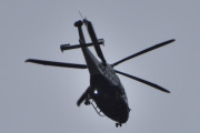 Morten 21 oktober 2023 - Politihelikopter over Høyenhall, i dag så er det ikke mange som er ute å flyr