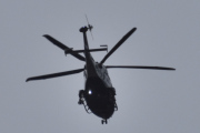 Morten 21 oktober 2023 - Politihelikopter over Høyenhall, det snør på Høyenhall for første gang i høst