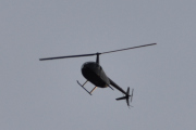 Morten 3 oktober 2023 - LN-OAQ besøker Høyenhall, det er Helikopterdrift som kommer med sin Robinson R44 Raven II fra 2008