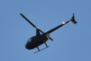Morten 12 september 2023 - LN-OAQ over Høyenhall, men så tenkte jeg, når dem drar.. Nå håper jeg at jeg har rett, men da blunket dem til meg...