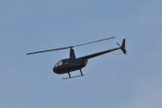 Morten 2 september 2023 - Robinson R44 over Høyenhall, jeg har over 200 bilder med tittelen "Robinson R44 over Høyenhall" - og det er alt for mange, jeg må finne ut av det...