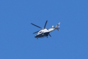 Morten 17 mai 2023 - Politihelikopter over Høyenhall, selvfølgelig er Politiet ute i dag med sin Leonardo AW169