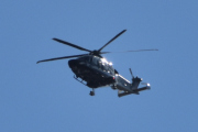 Morten 19 april 2023 - LN-ORB over Høyenhall, det er Politiet som kommer med sin Leonardo Spa AW169