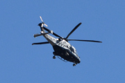 Morten 20 april 2023 - Politihelikopter over Høyenhall, det var full fart på dem i dag også