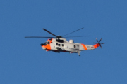 Morten 27 mars 2023 - Forsvarets Redningshelikopter Sea King nr. 073 over Høyenhall. Sist jeg tok bilde av den var i september 2022